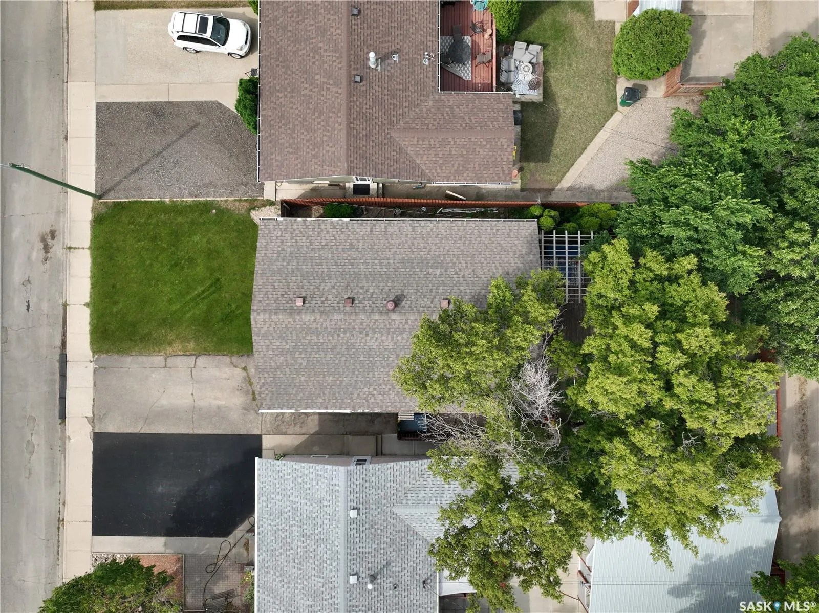 1214 Grandview STREET W