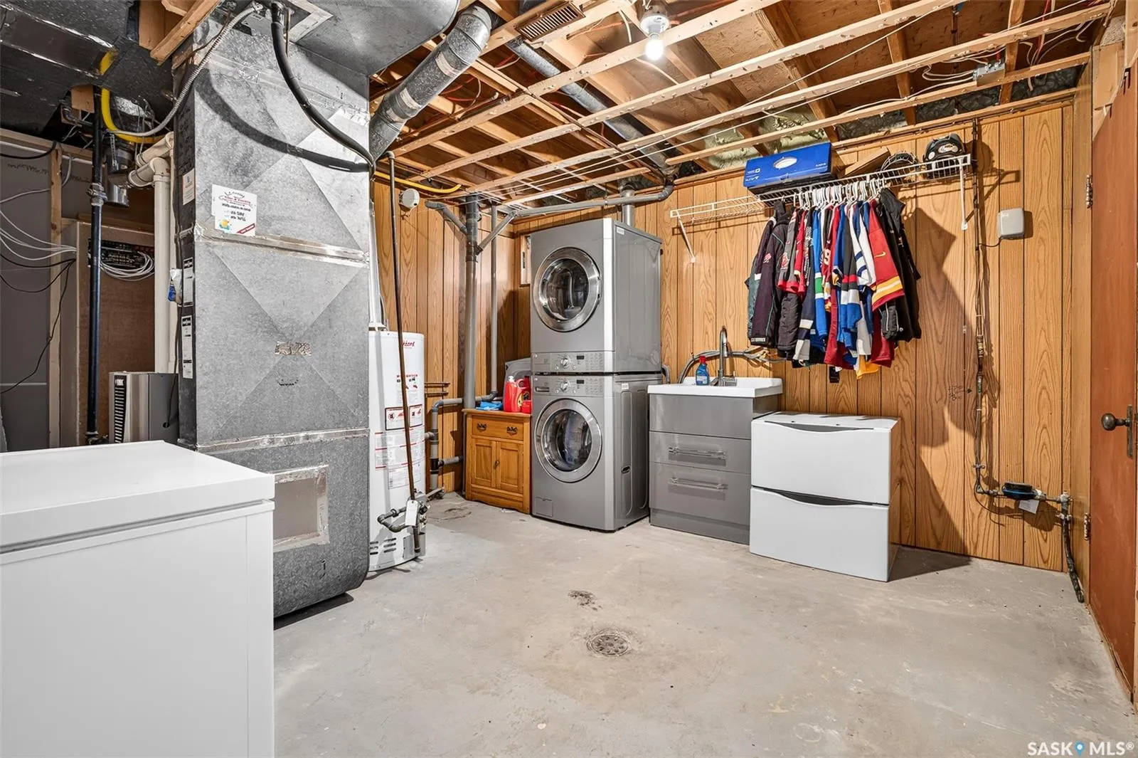 1214 Grandview STREET W