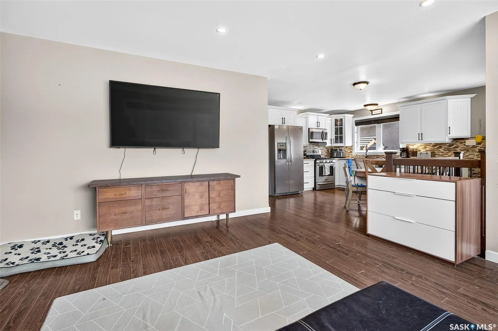 1214 Grandview STREET W