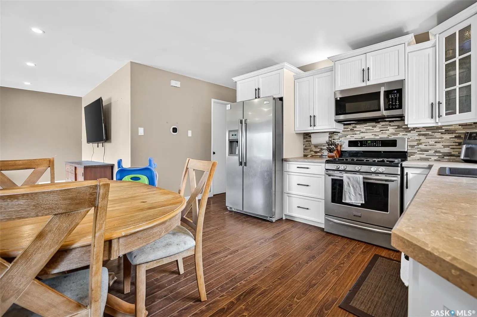 1214 Grandview STREET W