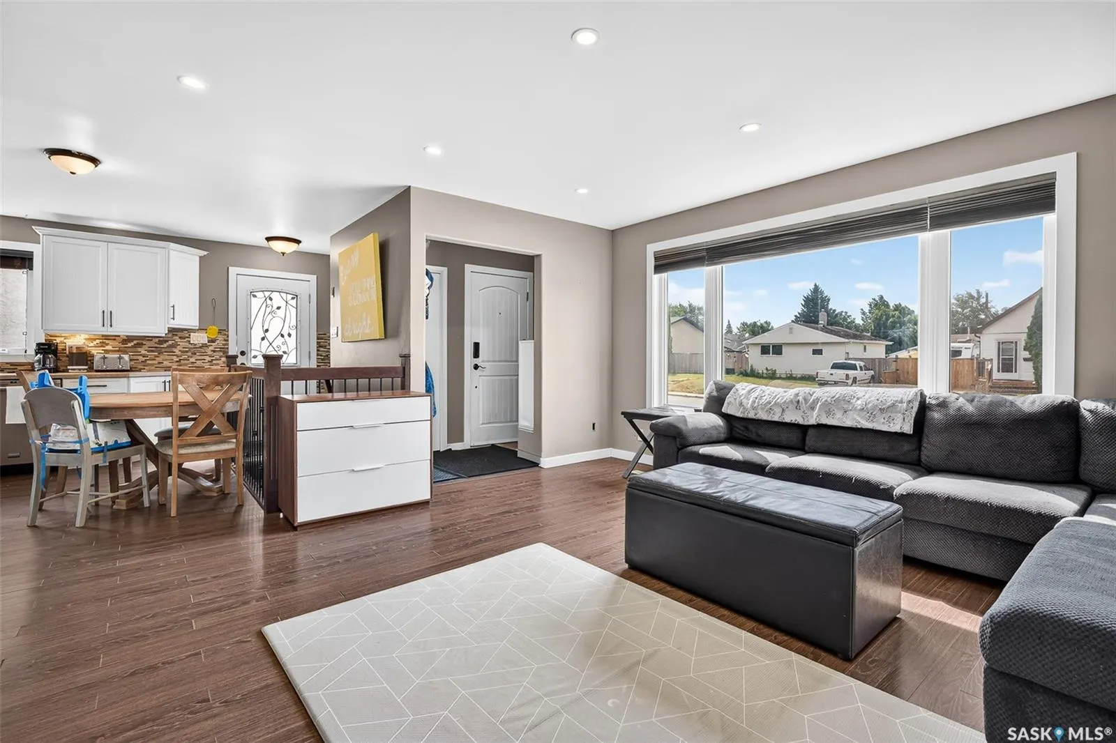 1214 Grandview STREET W
