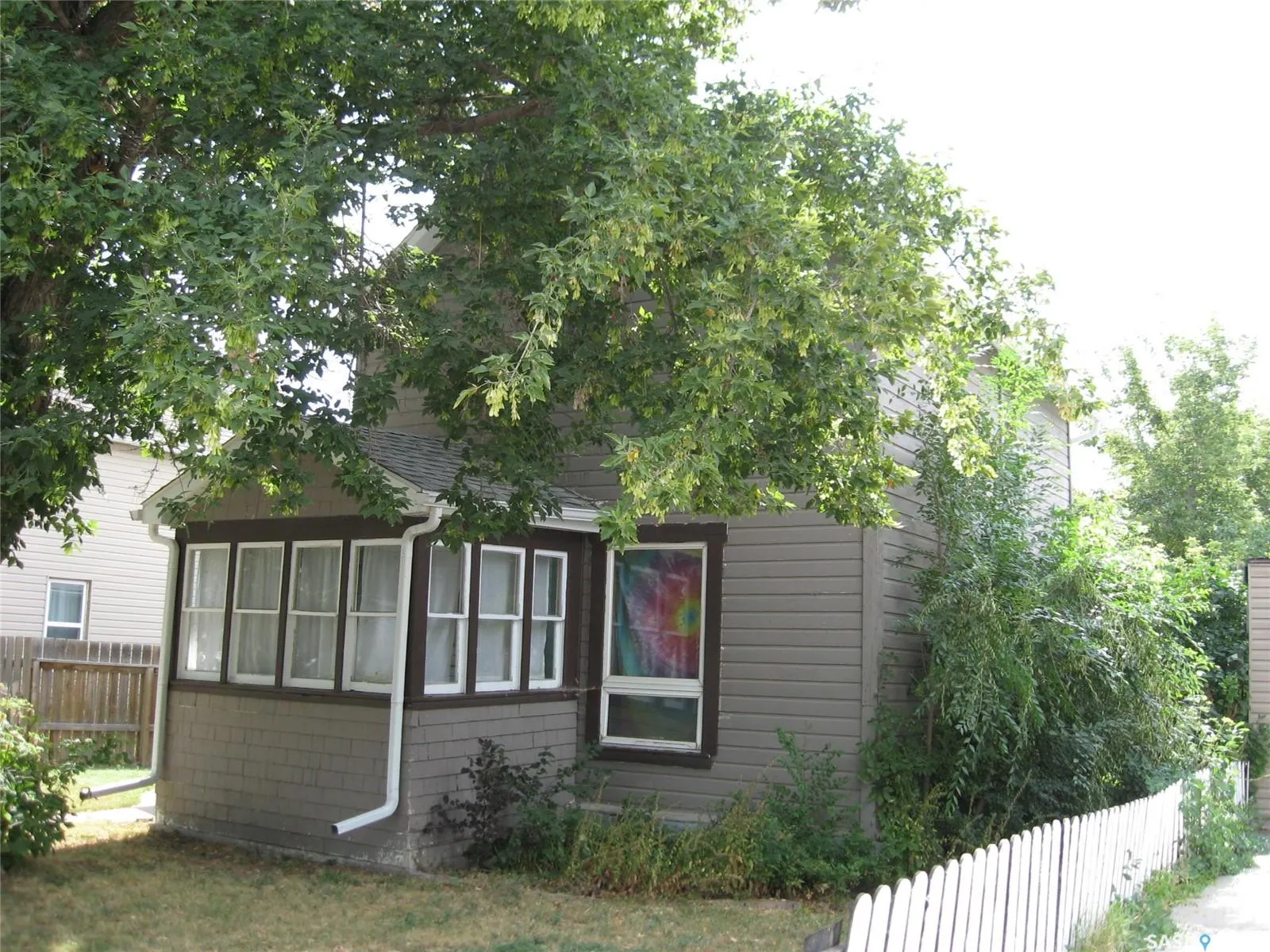 553 Athabasca STREET W