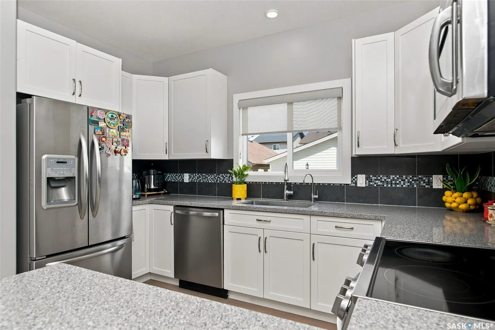 3754 Green Moss LANE