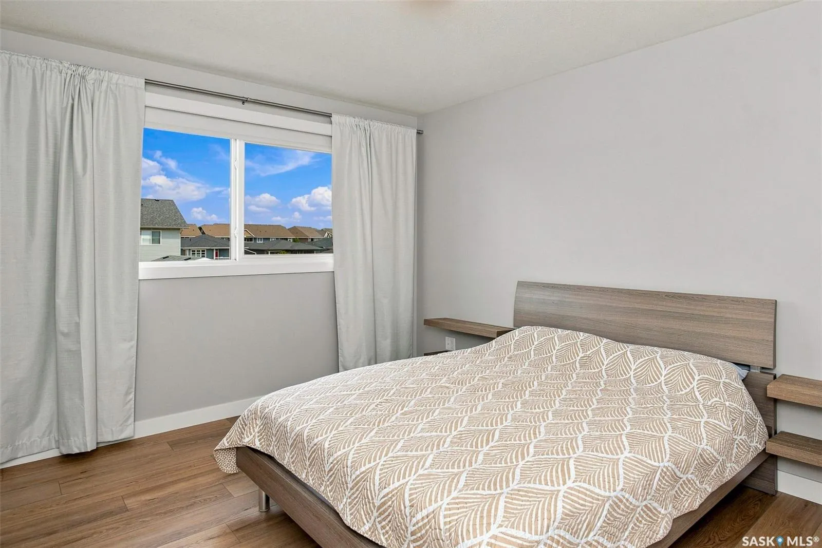 3754 Green Moss LANE