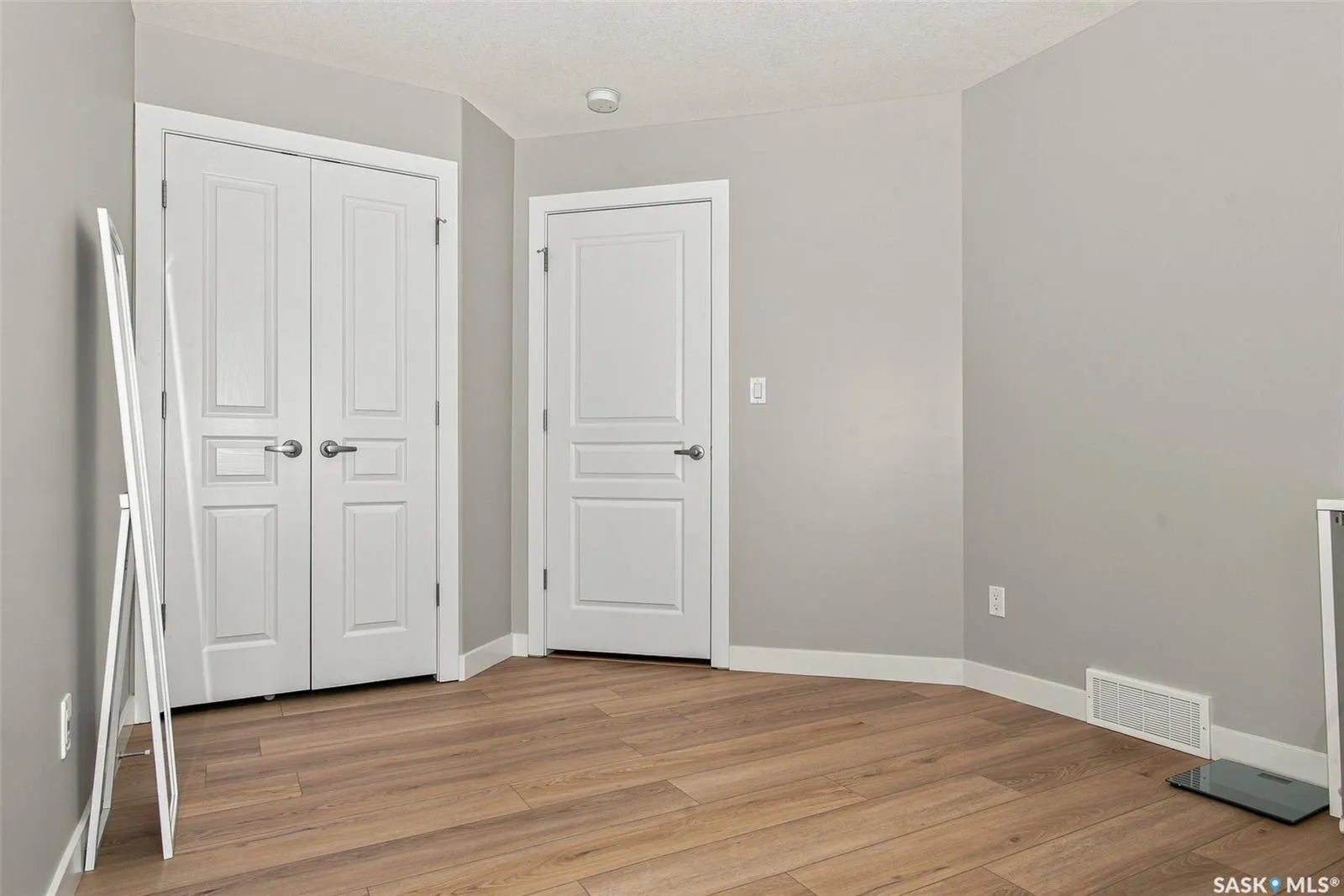 3754 Green Moss LANE