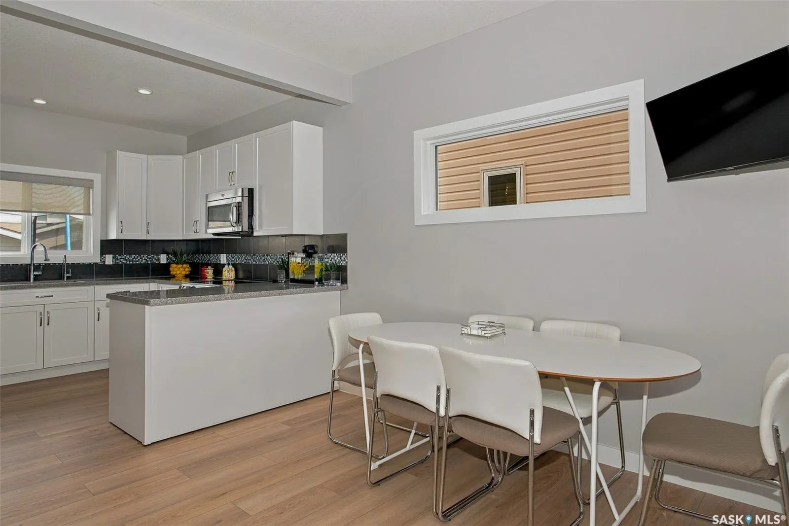 3754 Green Moss LANE