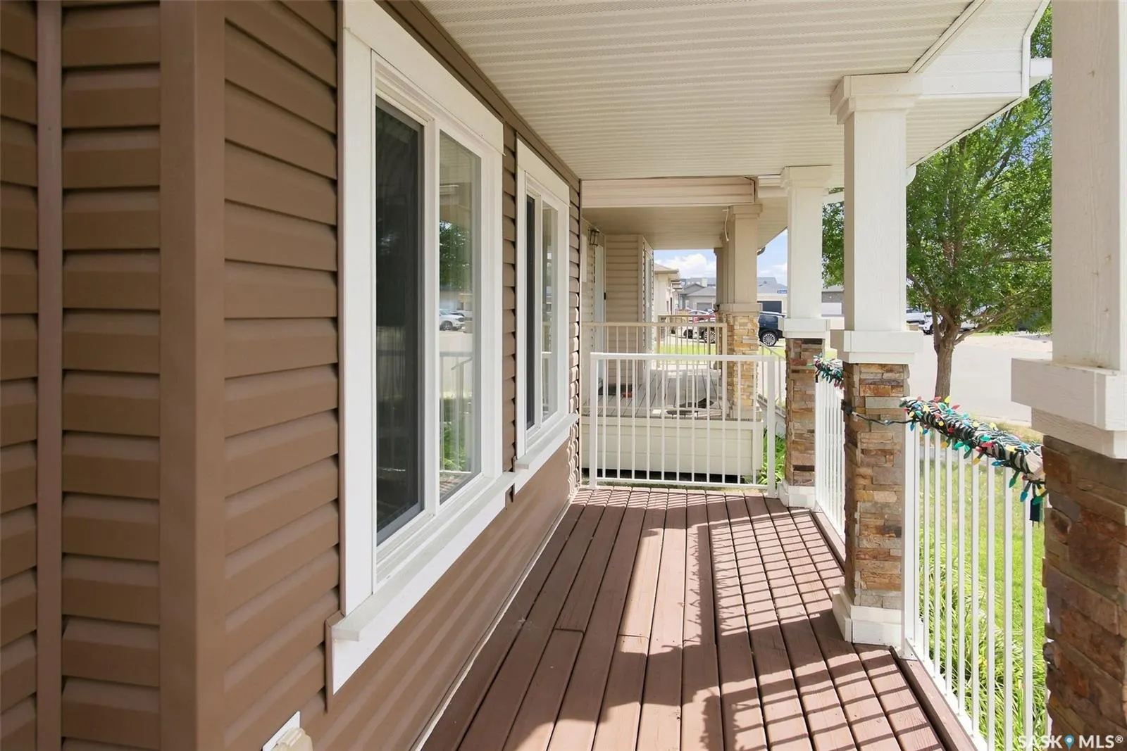 3754 Green Moss LANE