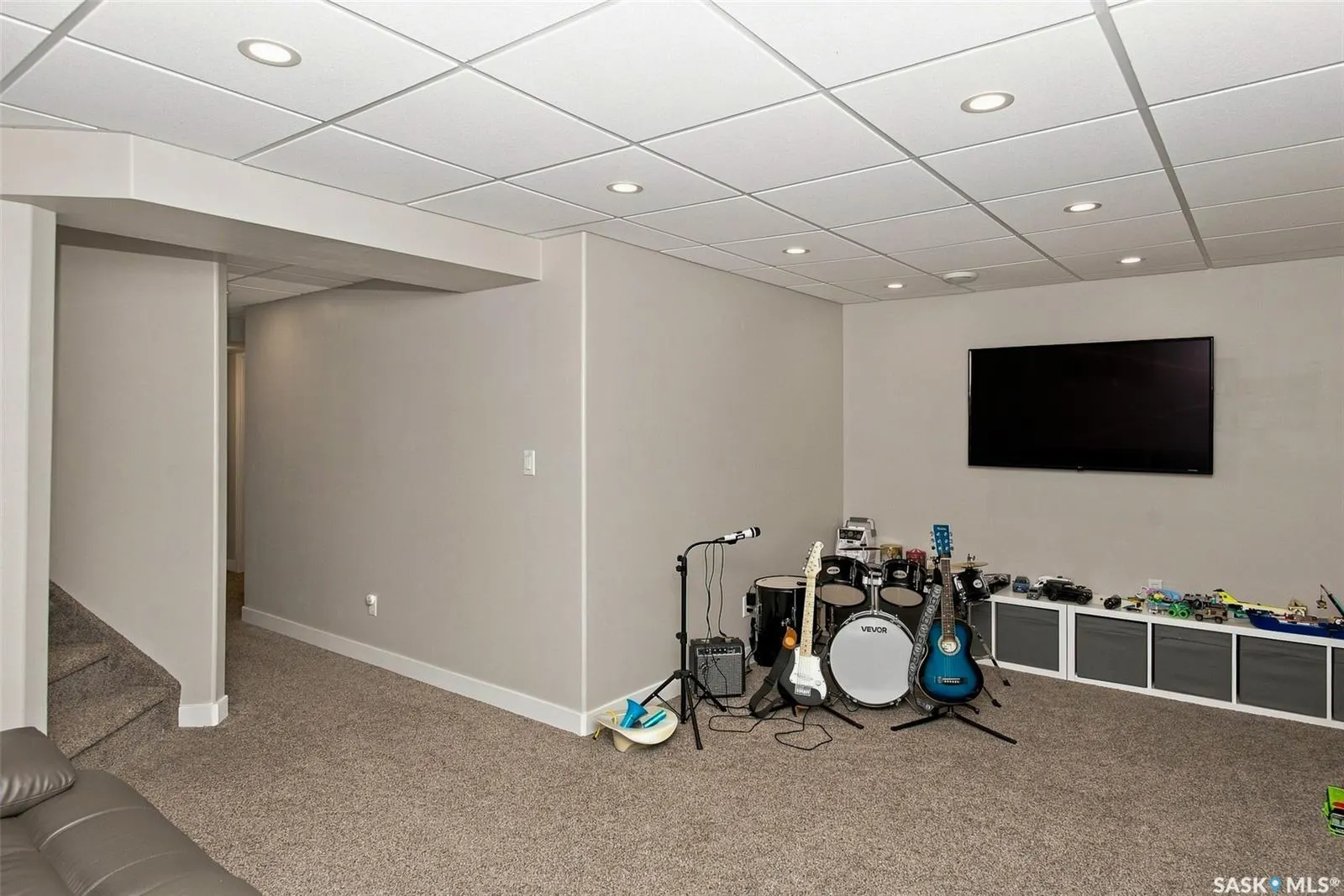 3754 Green Moss LANE