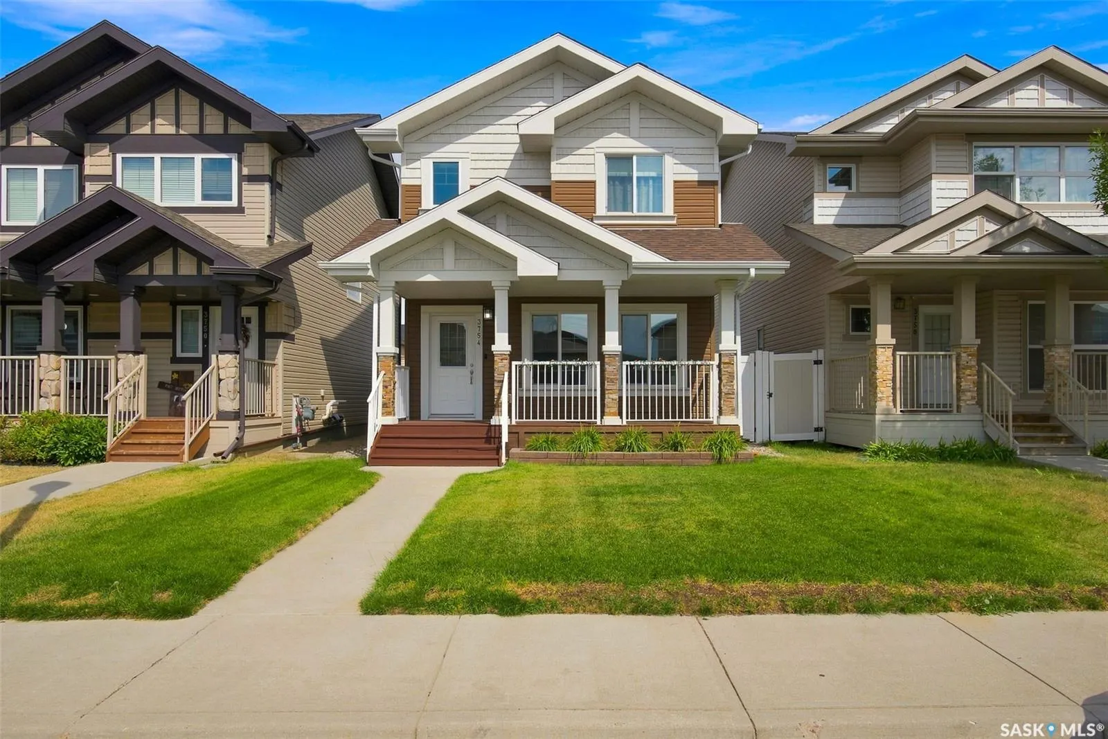 3754 Green Moss LANE