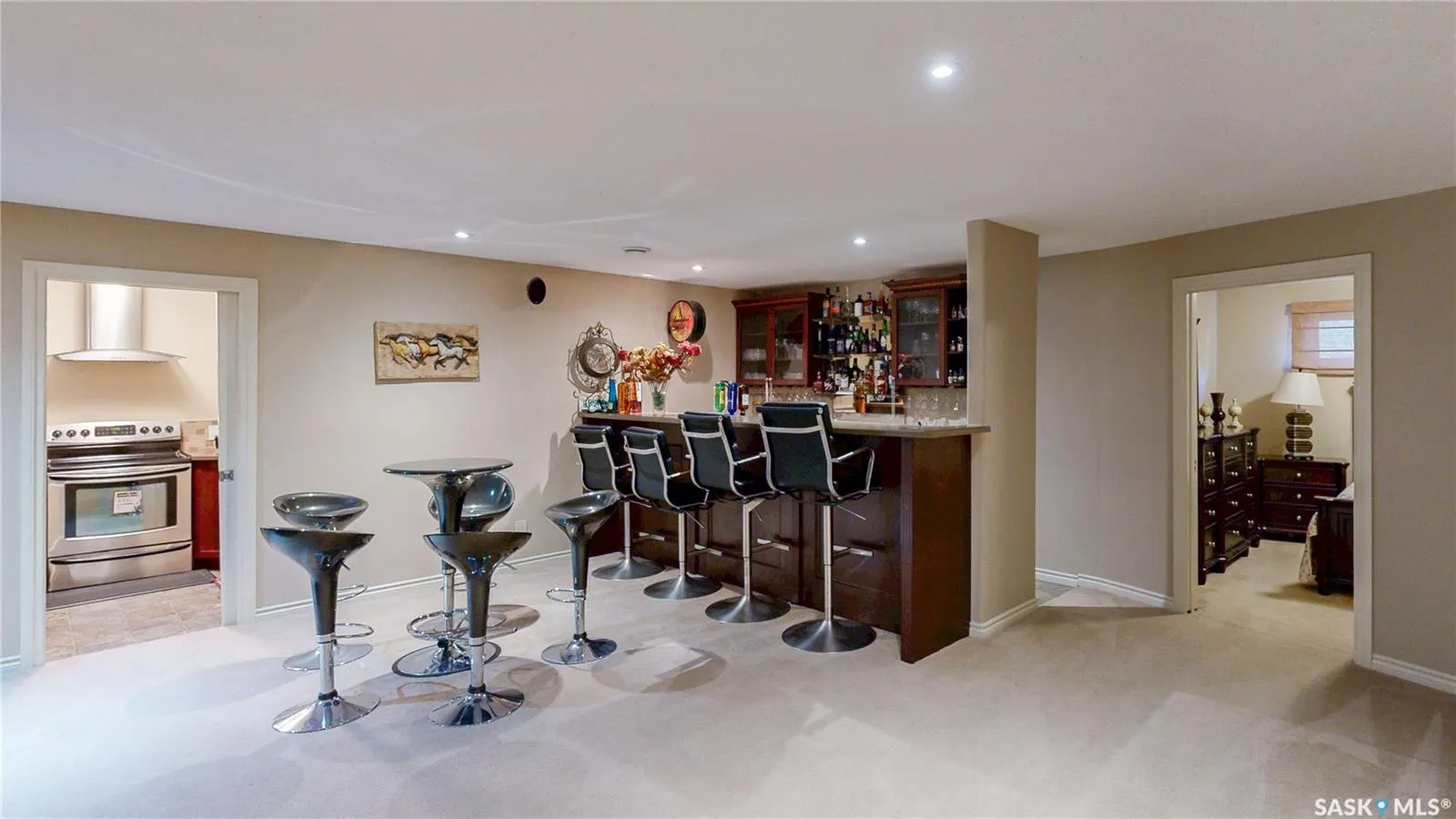 8259 Wascana Gardens POINT