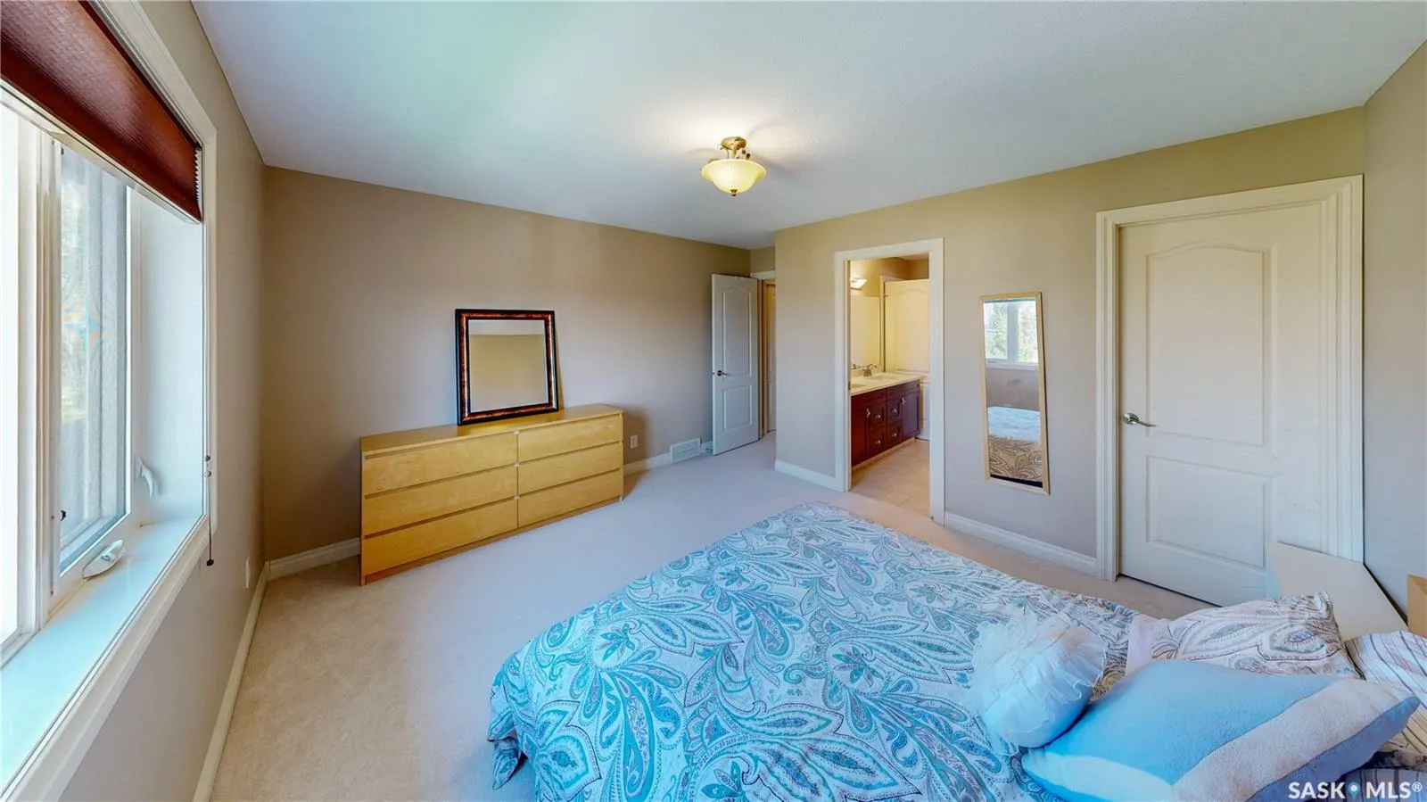 8259 Wascana Gardens POINT