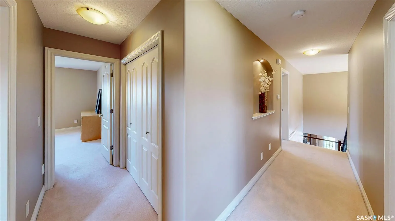 8259 Wascana Gardens POINT