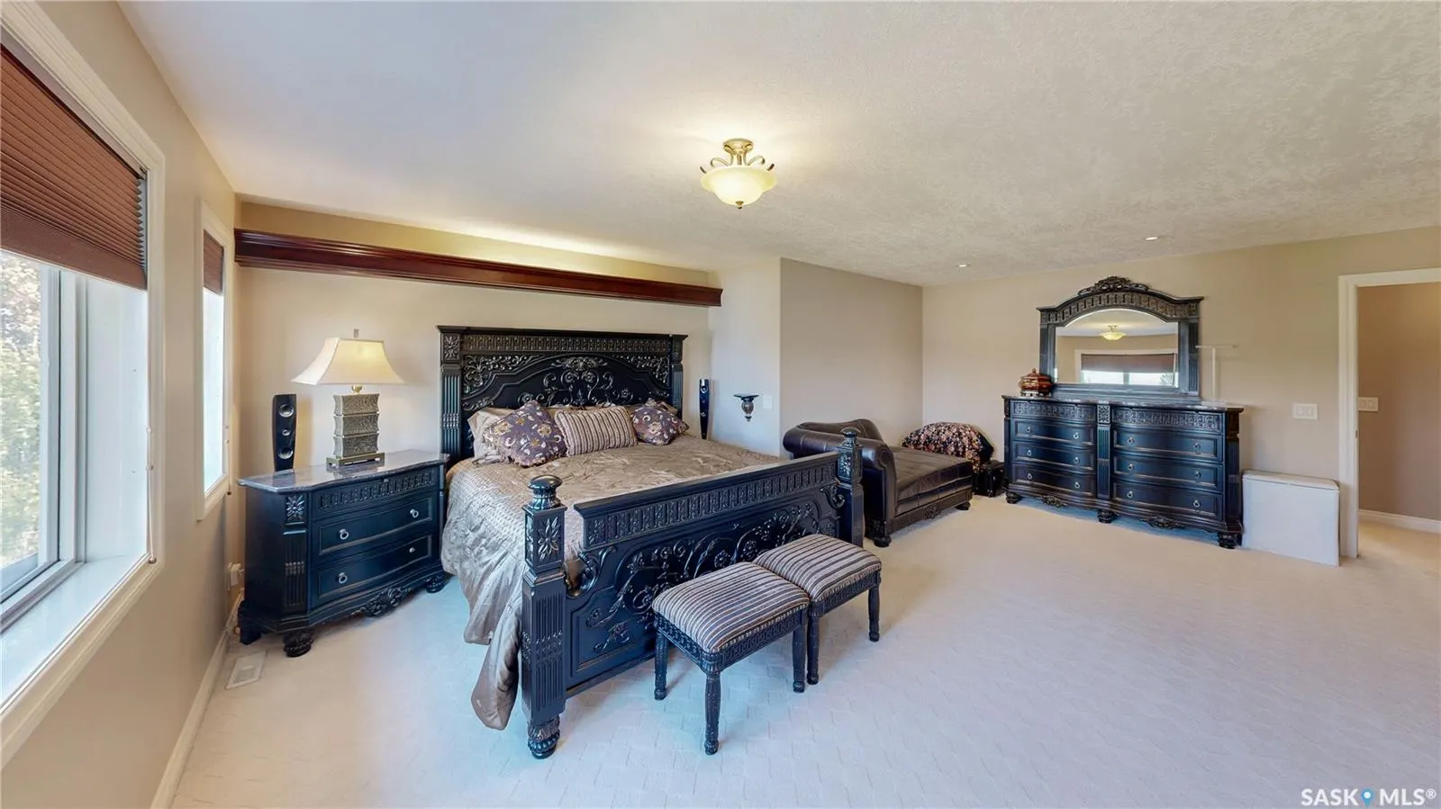 8259 Wascana Gardens POINT