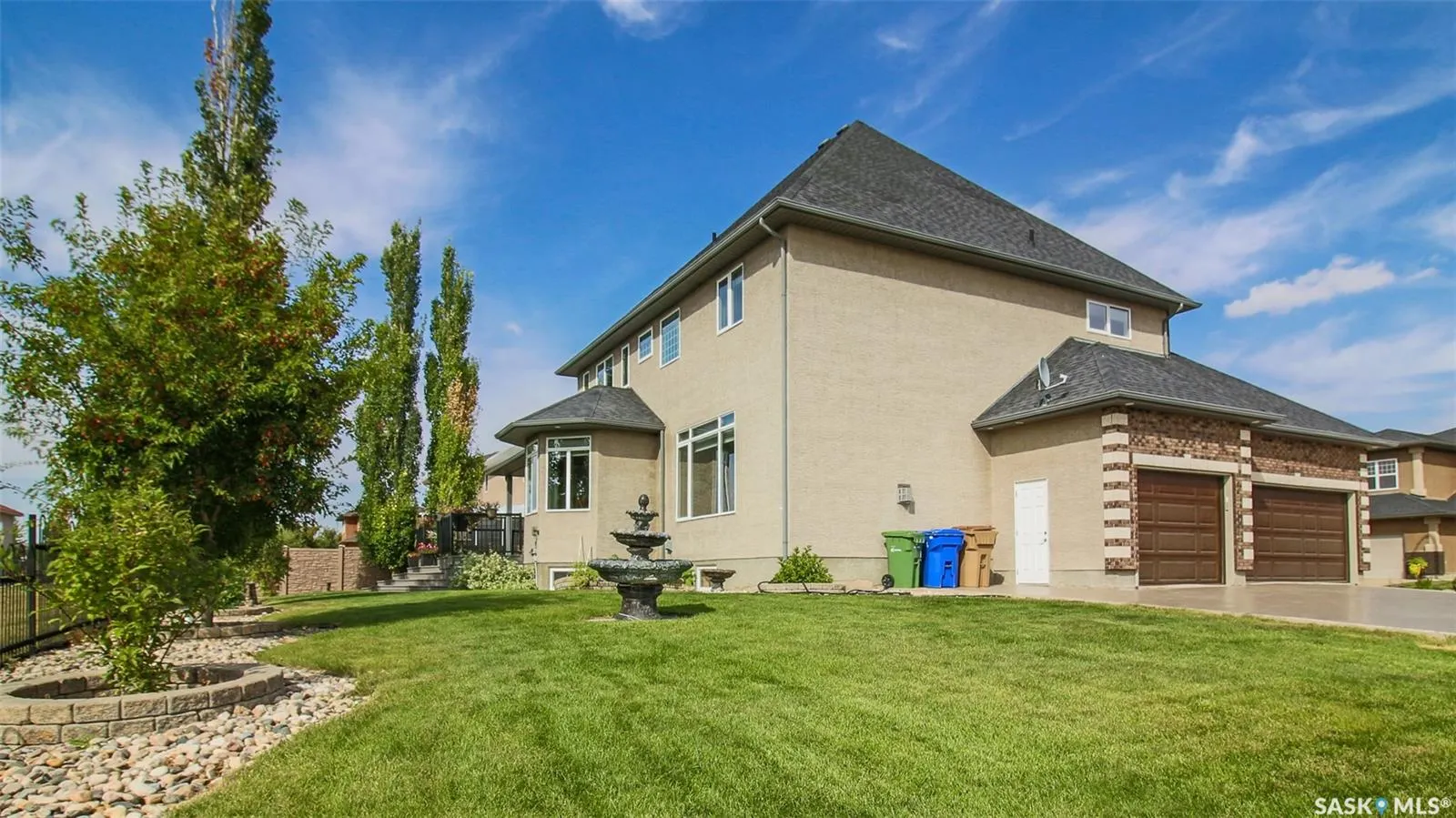 8259 Wascana Gardens POINT