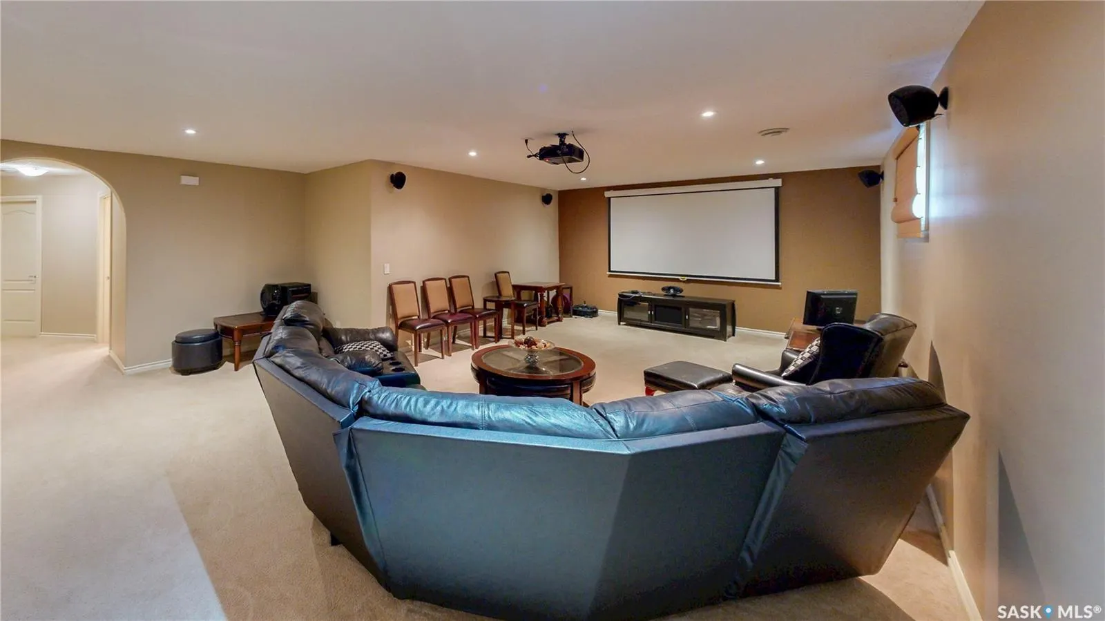 8259 Wascana Gardens POINT