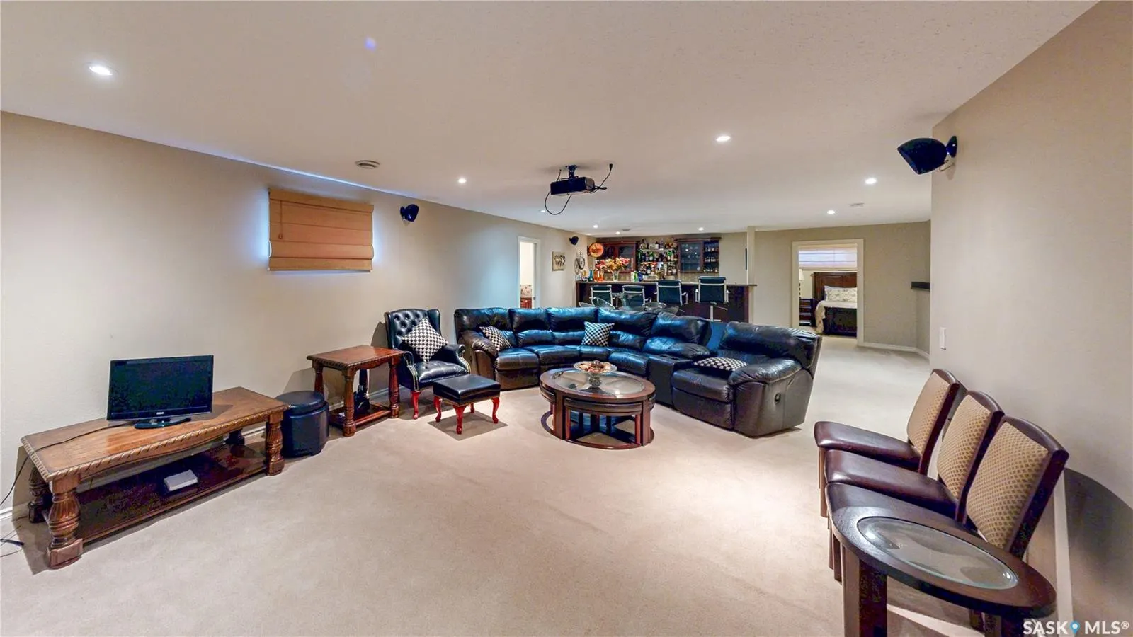 8259 Wascana Gardens POINT