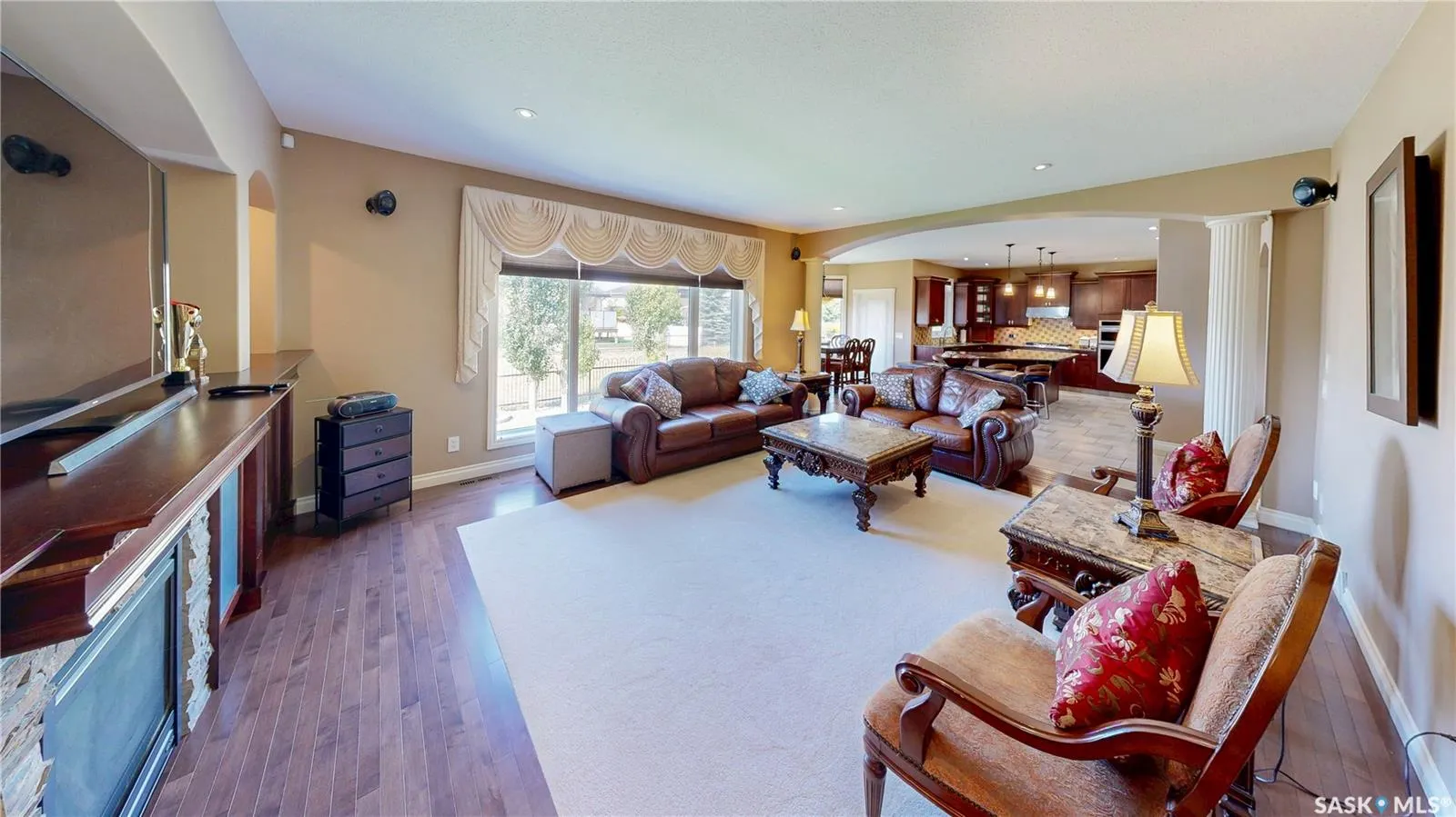 8259 Wascana Gardens POINT