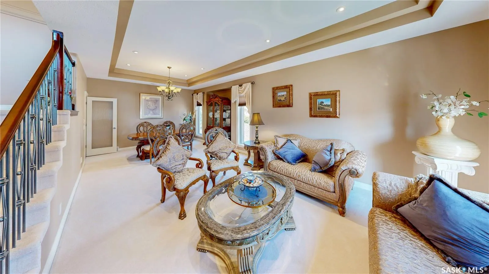 8259 Wascana Gardens POINT