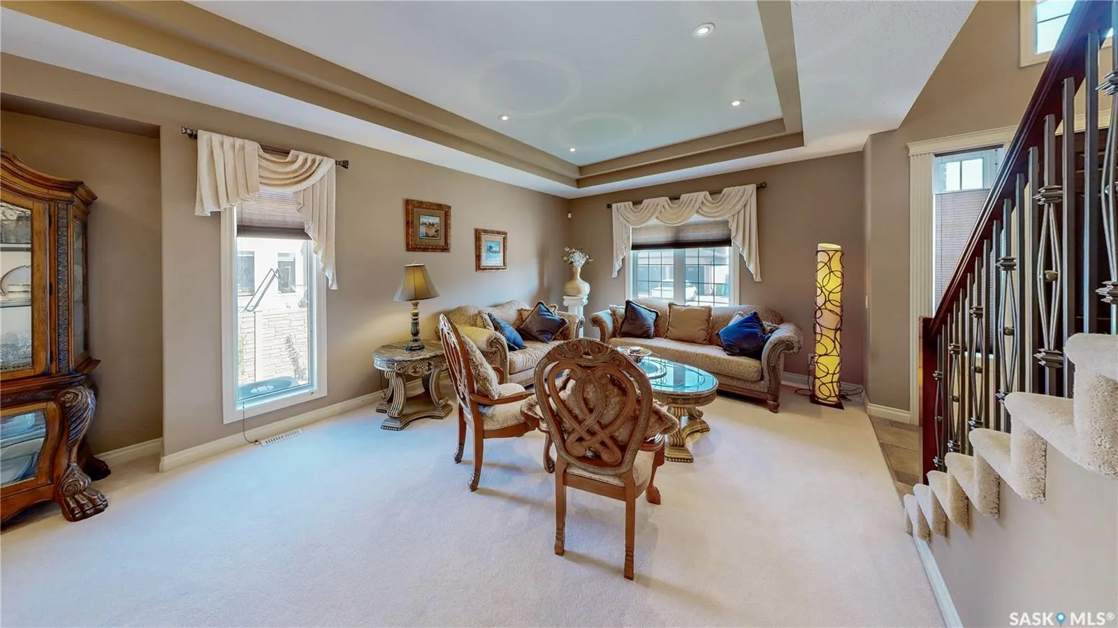 8259 Wascana Gardens POINT