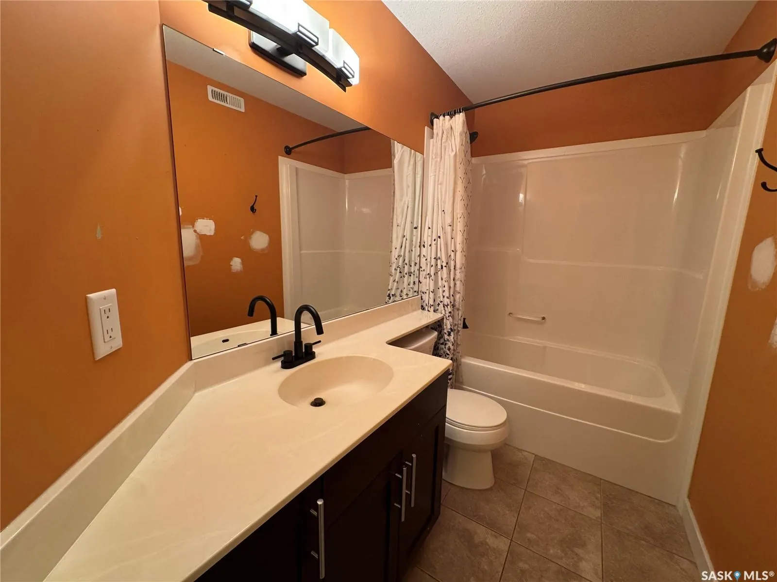 7122 Maple Vista DRIVE