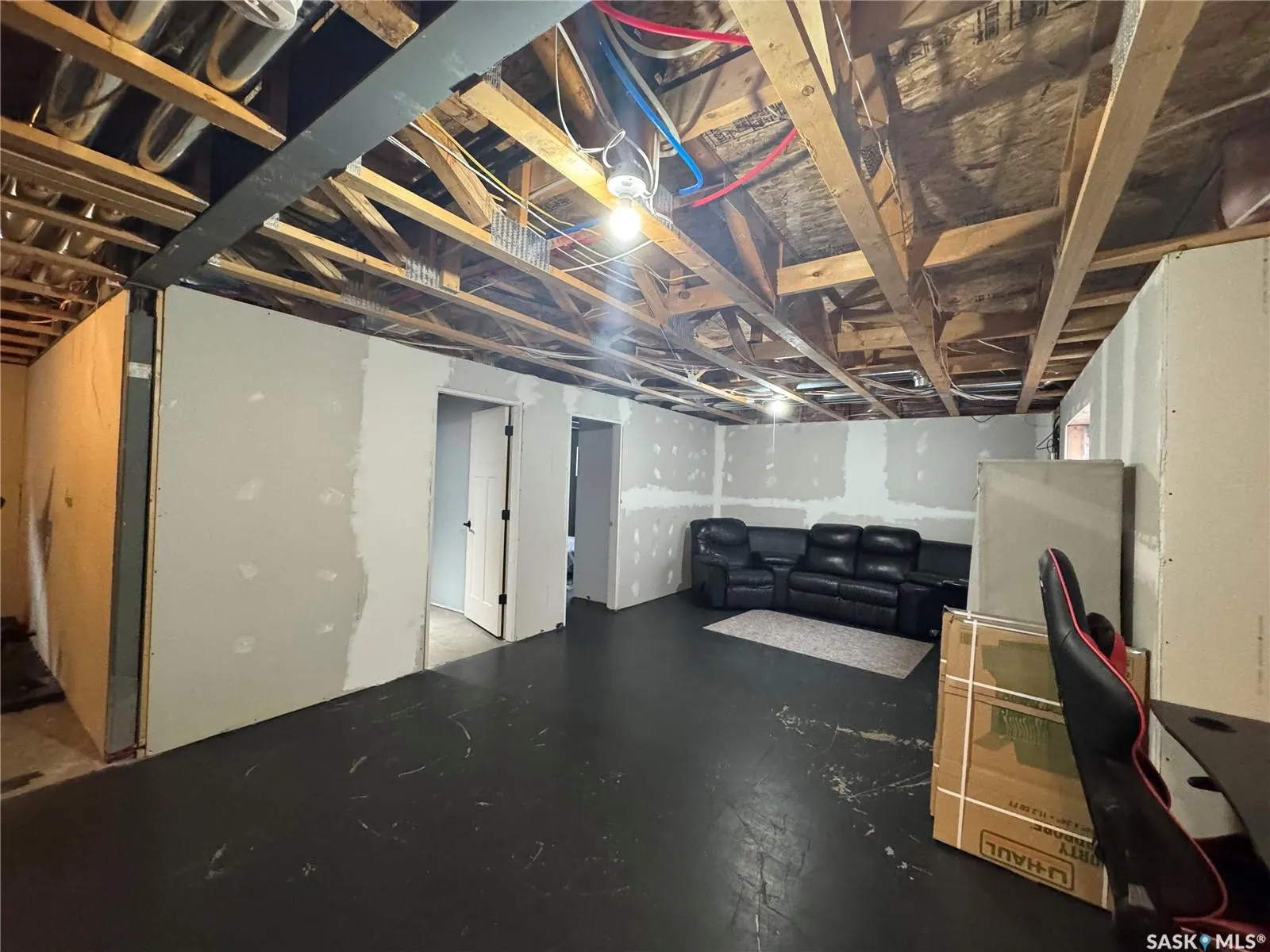 7122 Maple Vista DRIVE