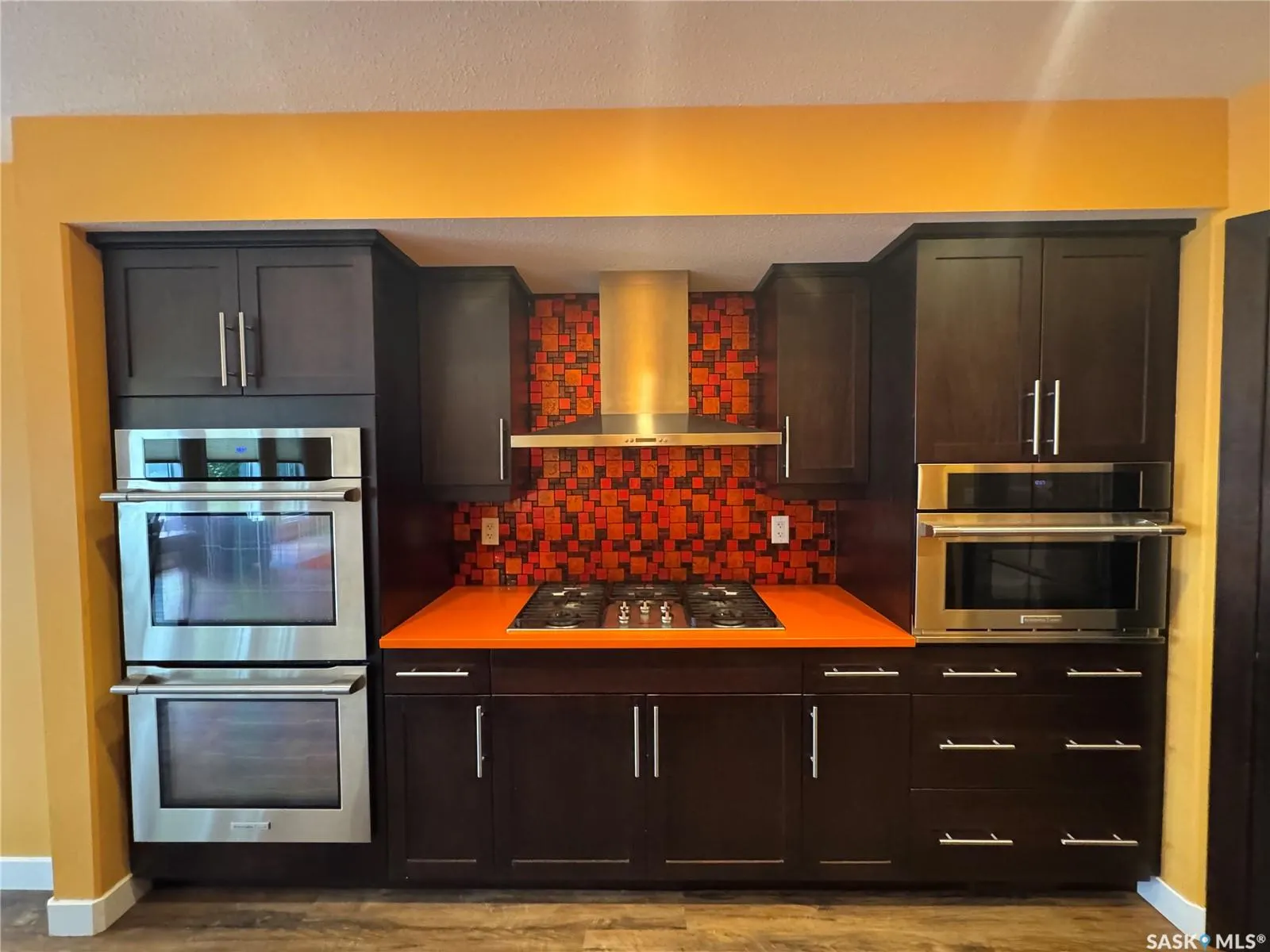 7122 Maple Vista DRIVE