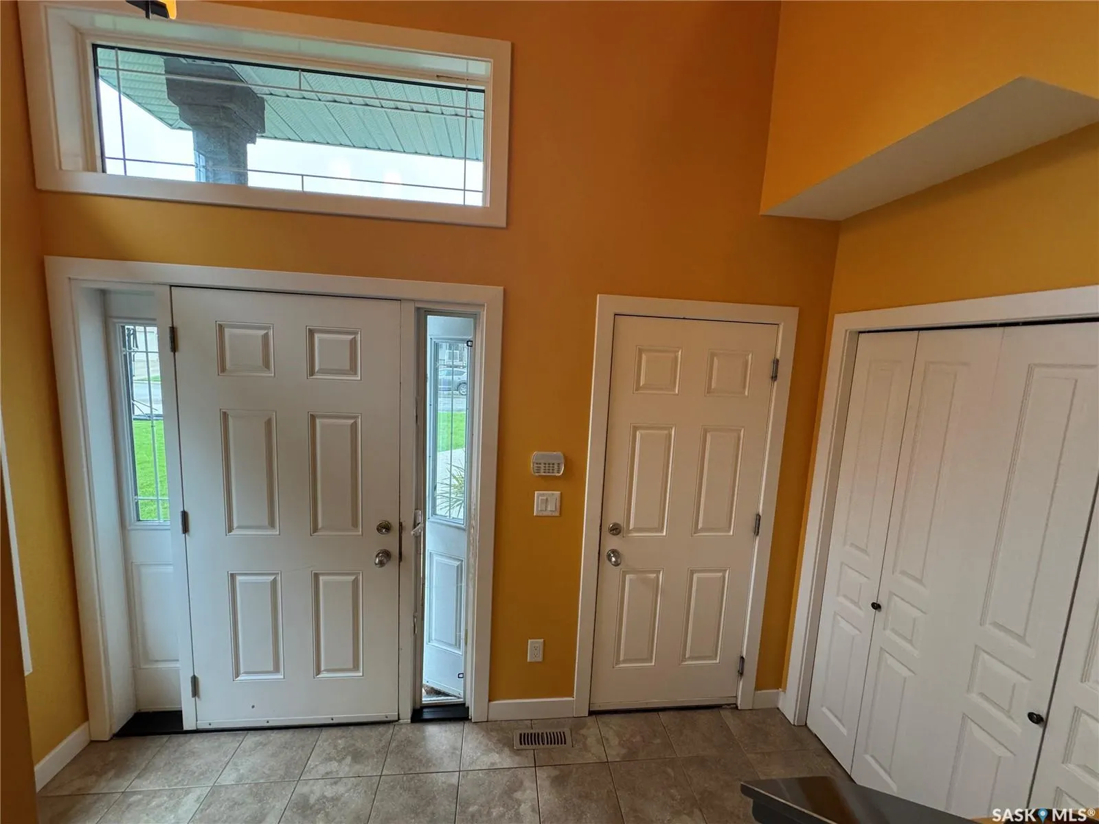 7122 Maple Vista DRIVE