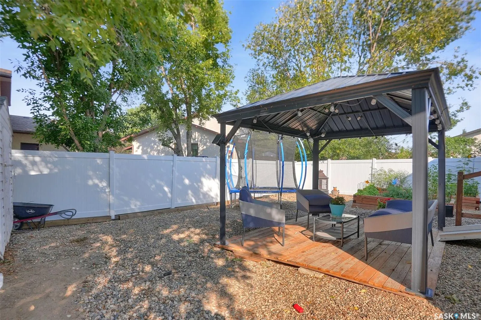 1214 Devonshire DRIVE N