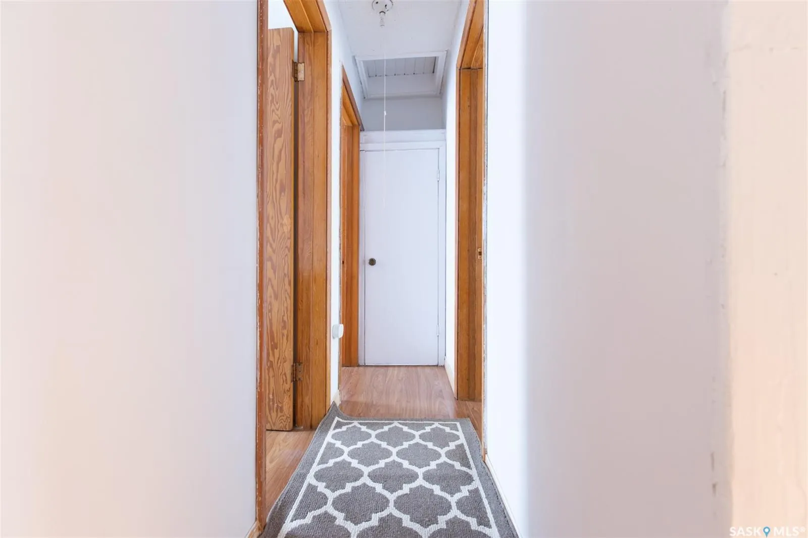 404 Fairford STREET W