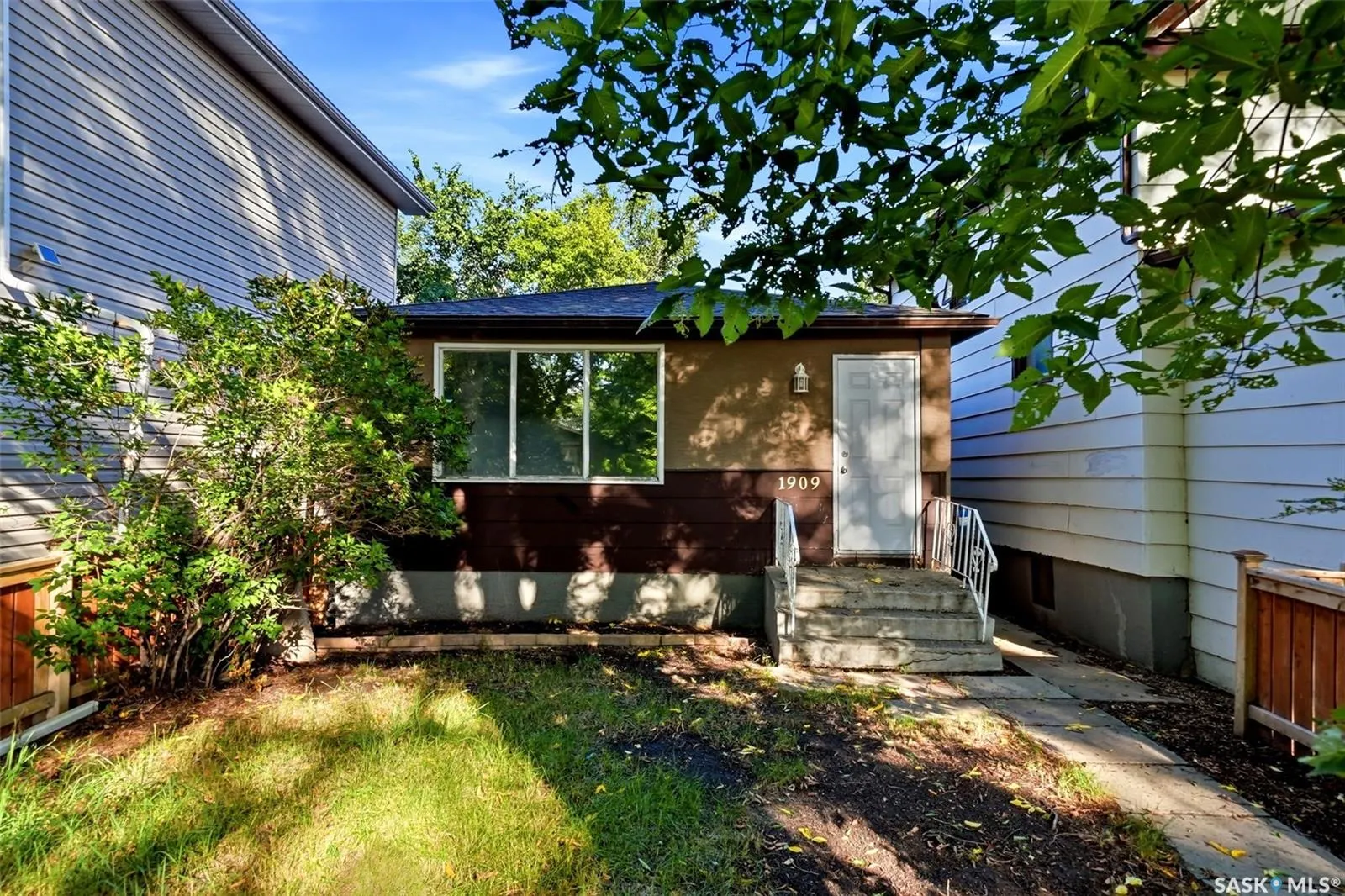 1909 Montreal STREET
