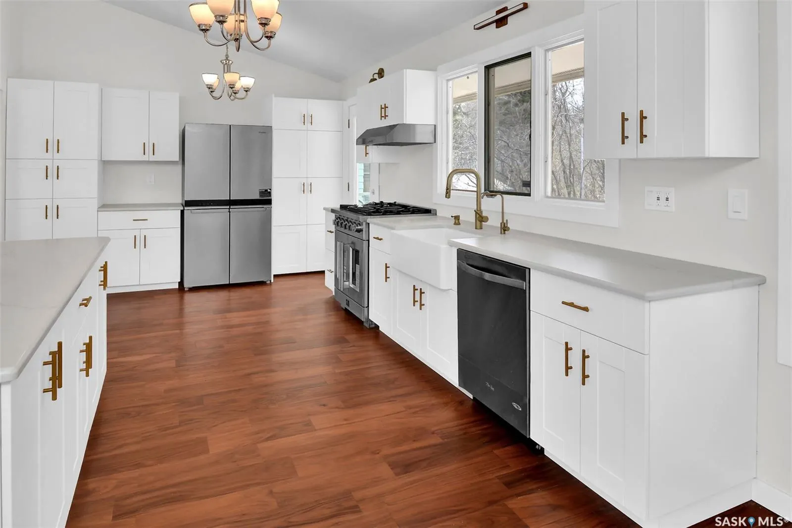 2113 Spadina CRESCENT E
