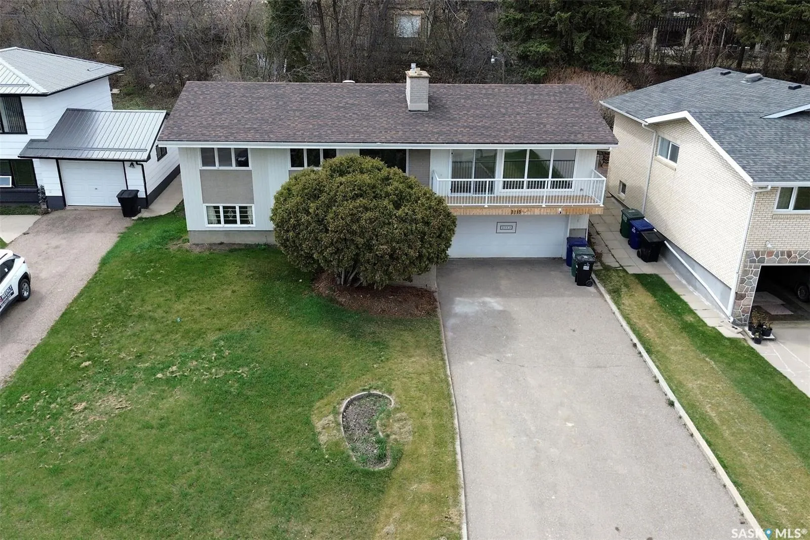 2113 Spadina CRESCENT E