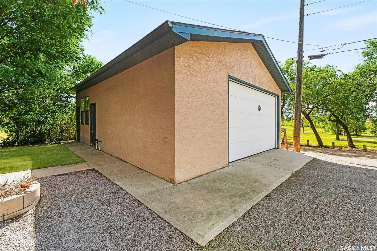 1564 Horace STREET