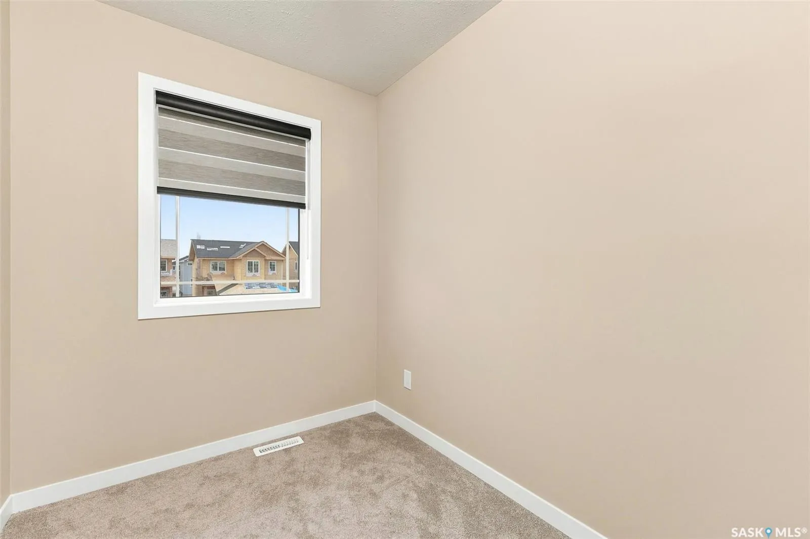 8718 Wheat CRESCENT