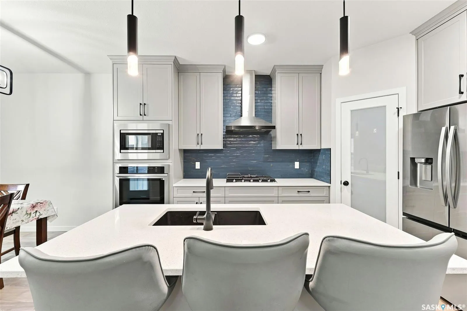 8718 Wheat CRESCENT
