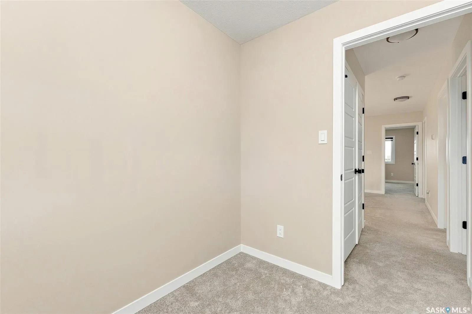 8718 Wheat CRESCENT