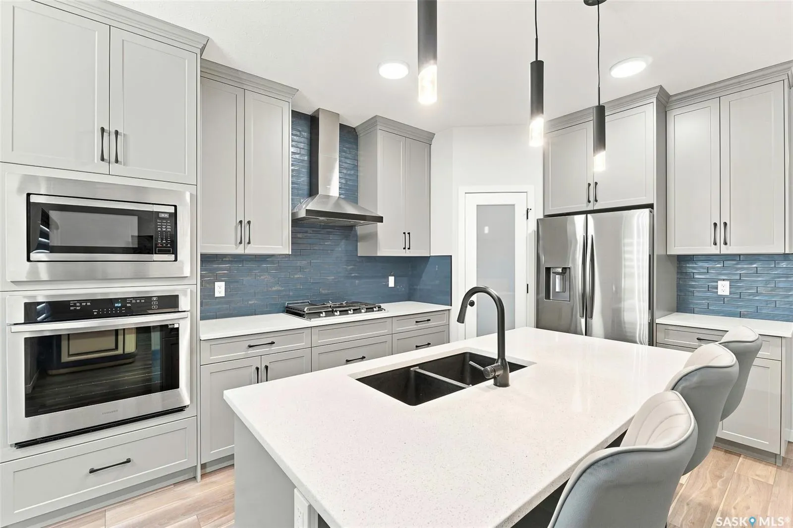 8718 Wheat CRESCENT