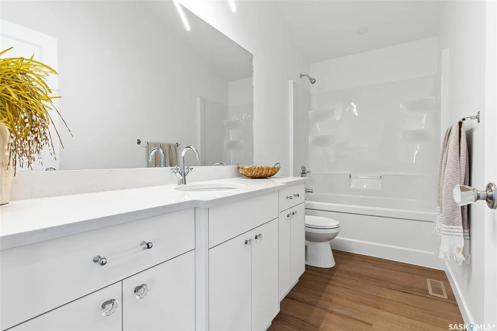 70 8th AVENUE #7
