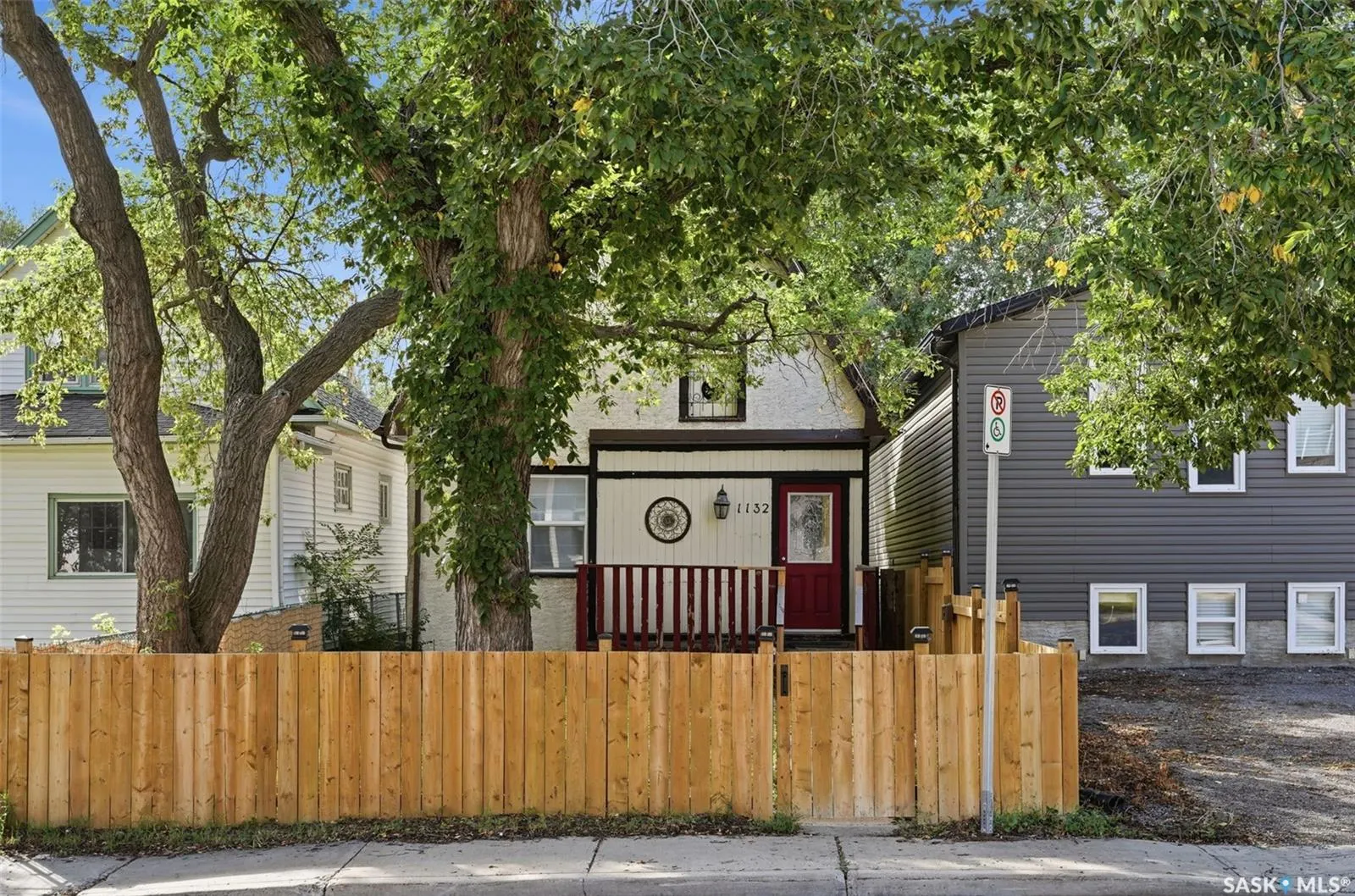1132 Princess STREET