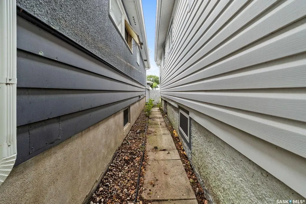 1450 Royal STREET