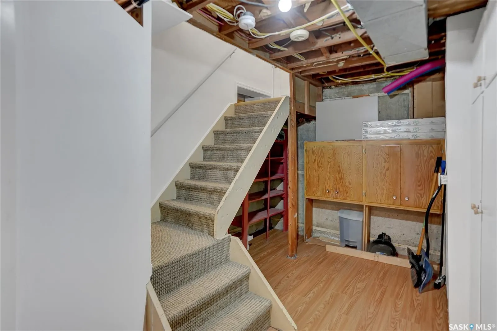 877 Elgin AVENUE