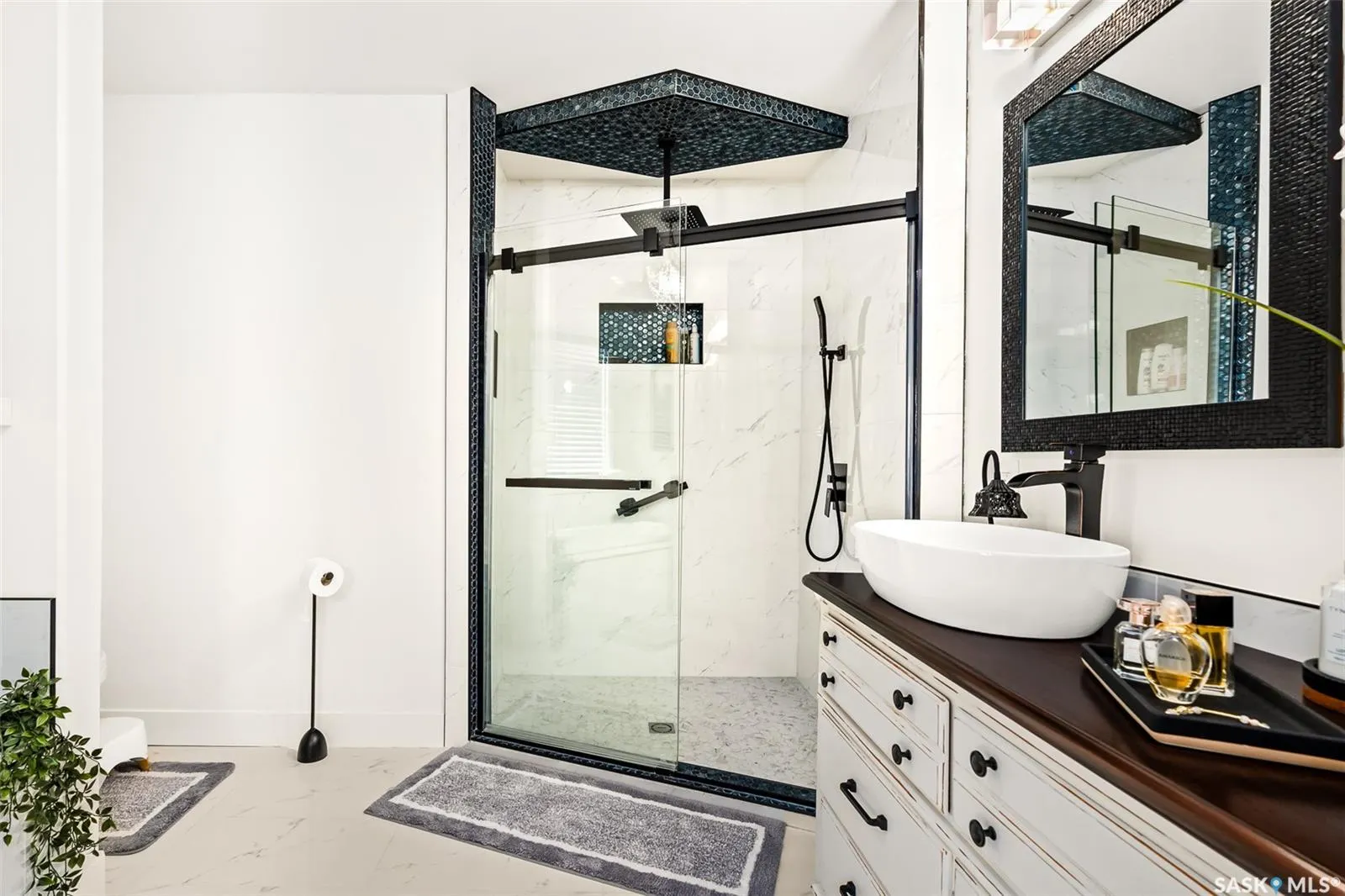 1130 Stadacona STREET W