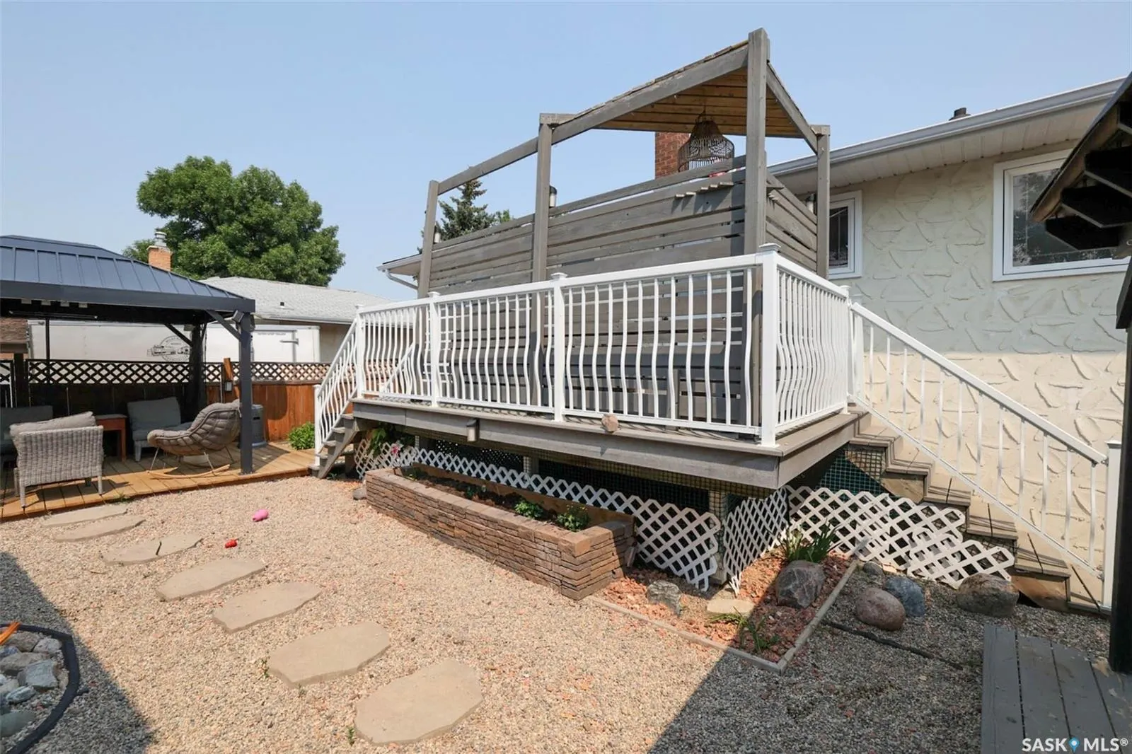 86 Straub CRESCENT