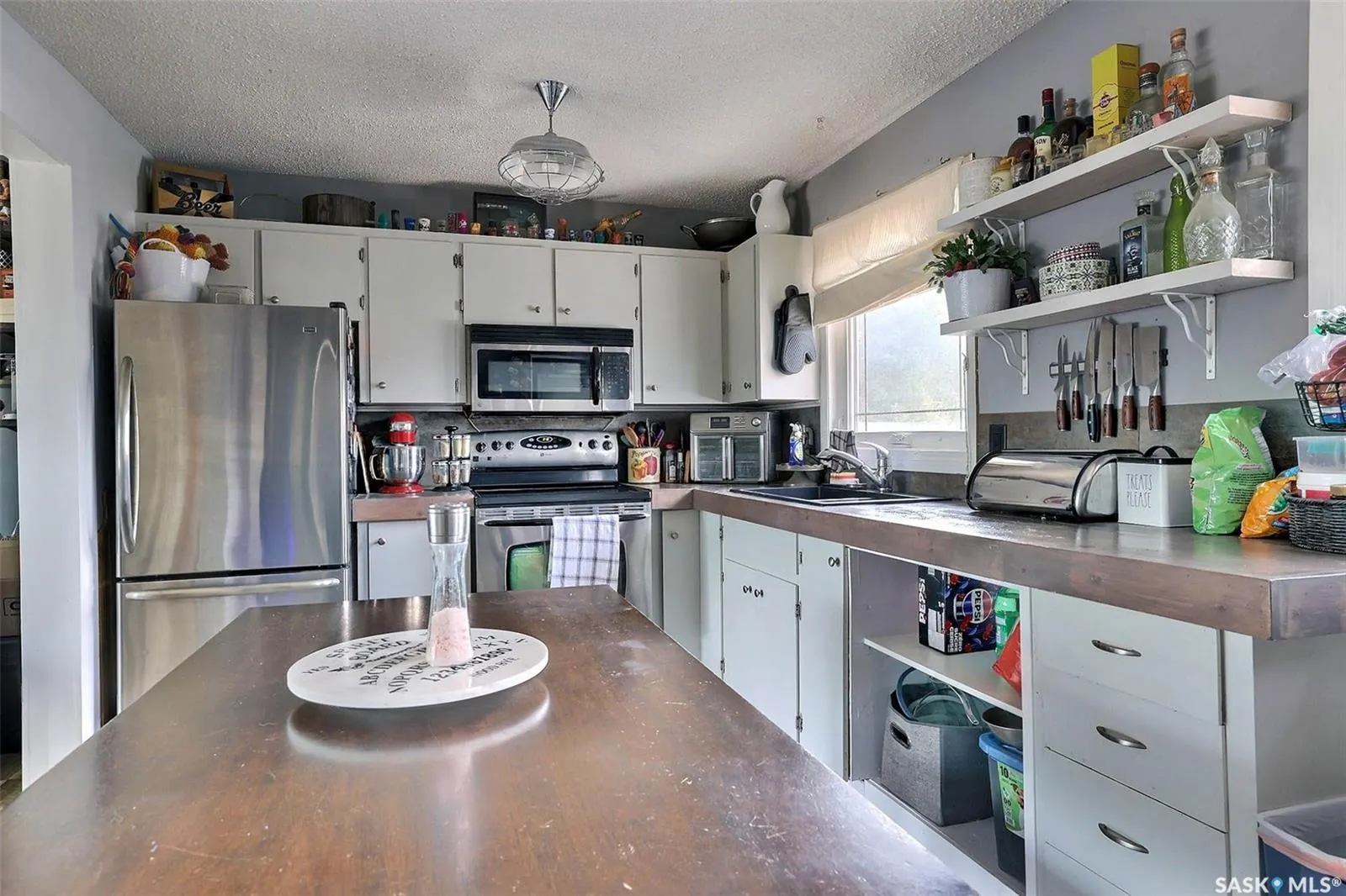 86 Straub CRESCENT