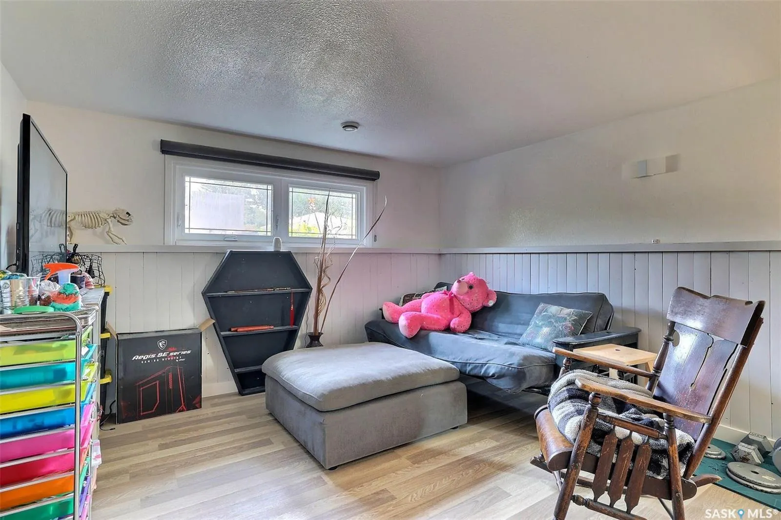 86 Straub CRESCENT