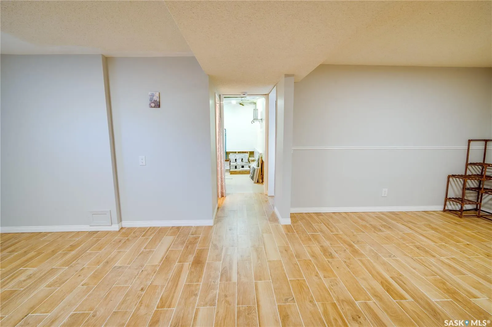 1304 Queen CRESCENT