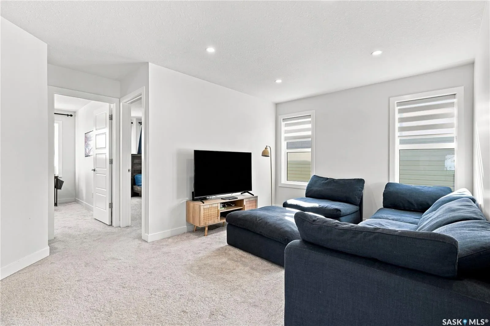 4820 Kaufman AVENUE
