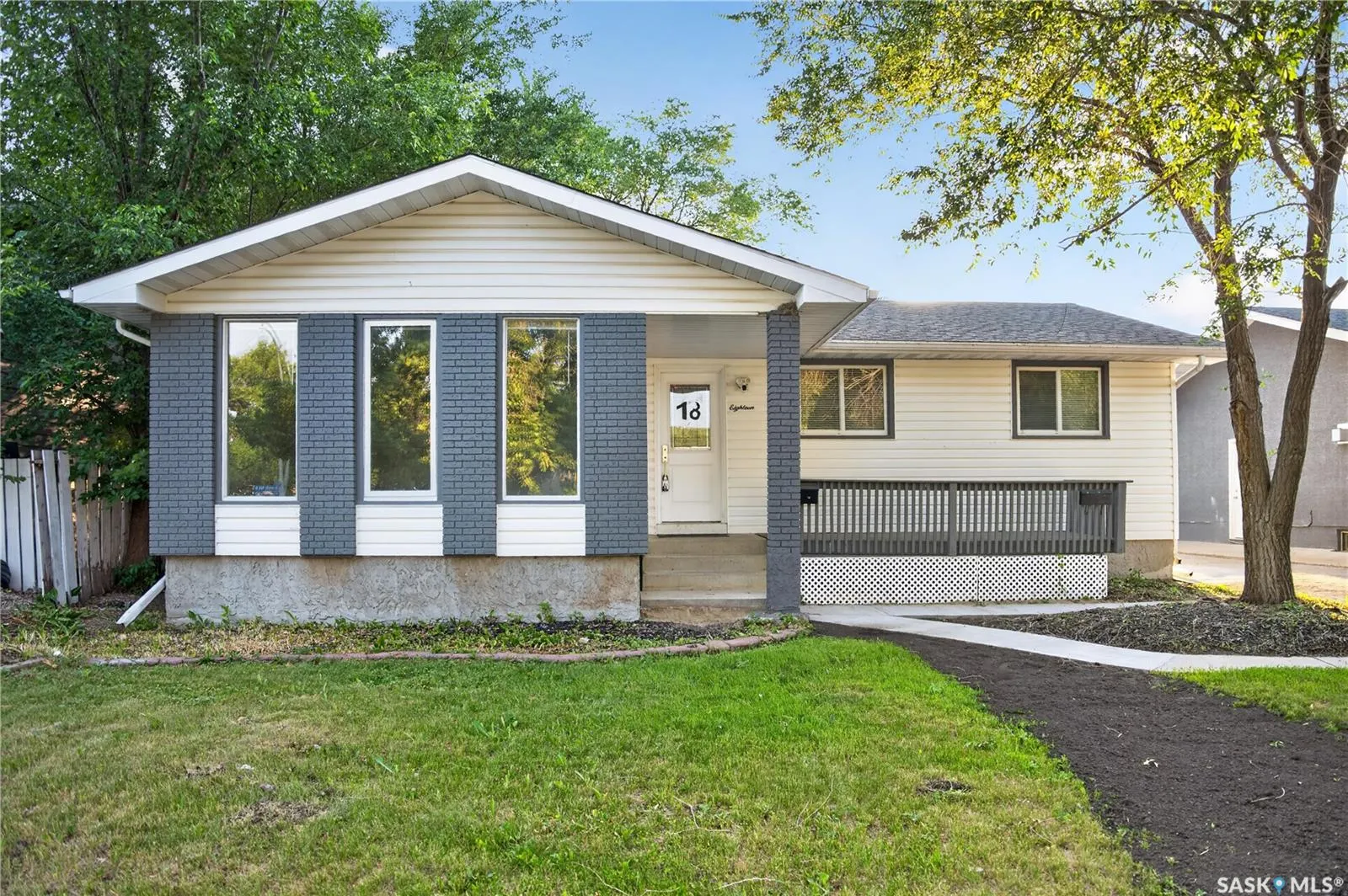 18 University Park DRIVE