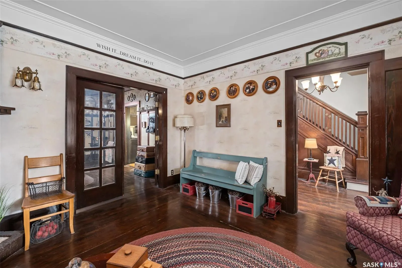 512 12th STREET W