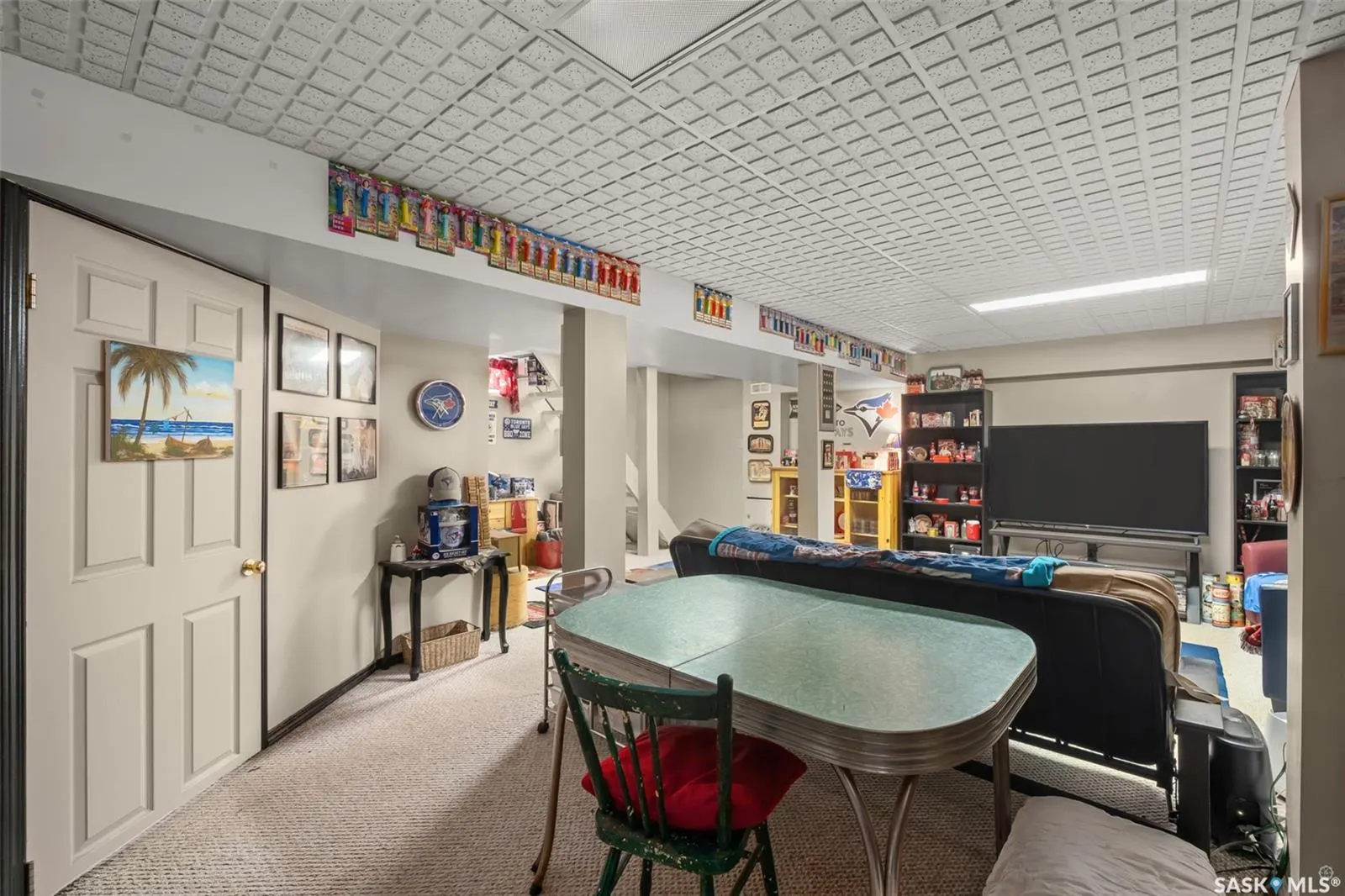512 12th STREET W